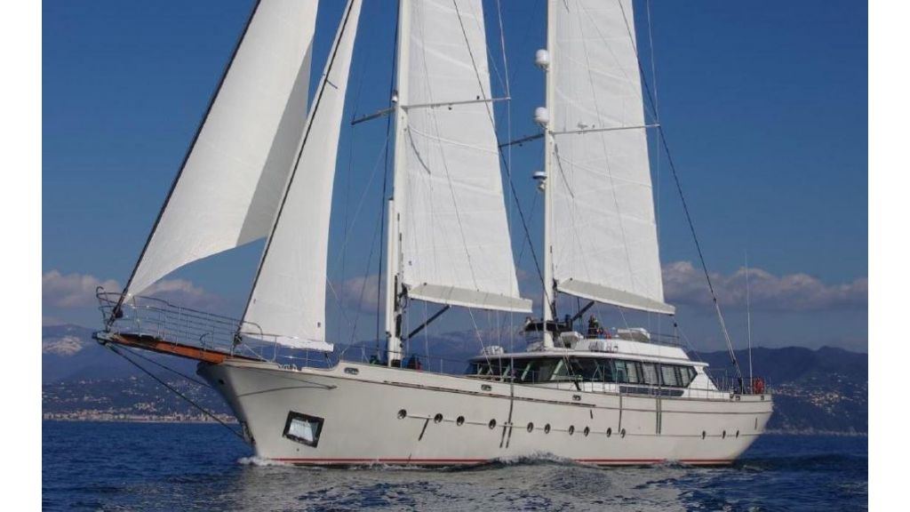 128 ft Castagnola Schooner (31)