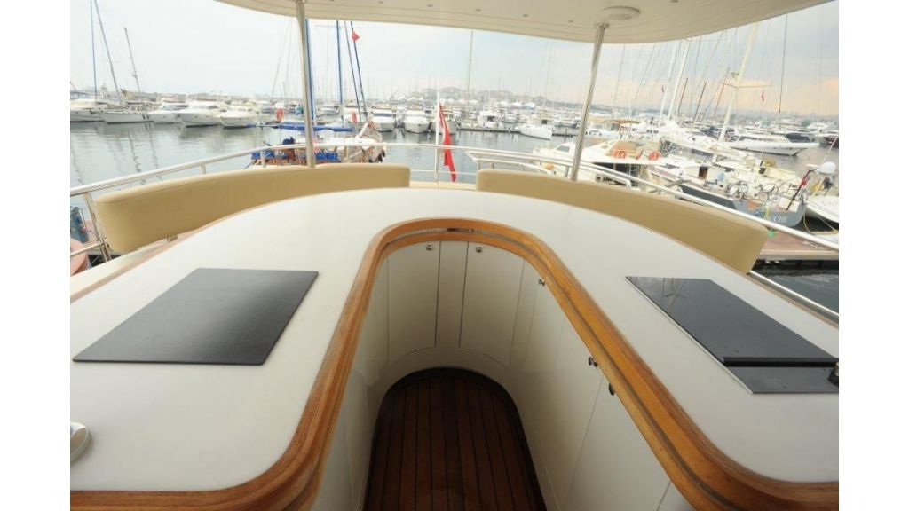 22 M 4 Cabins Trawler (17)