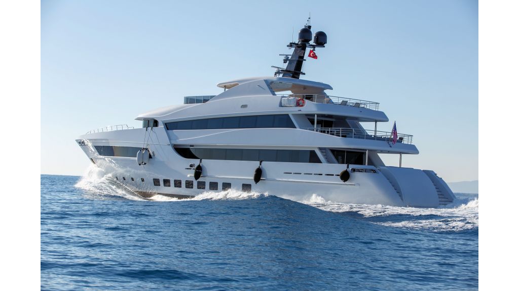 Motor Yacht Bebe (2)