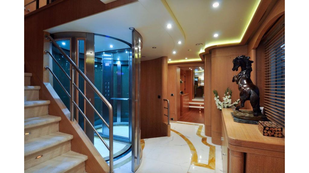 Benetti 44 m For Sale (11)