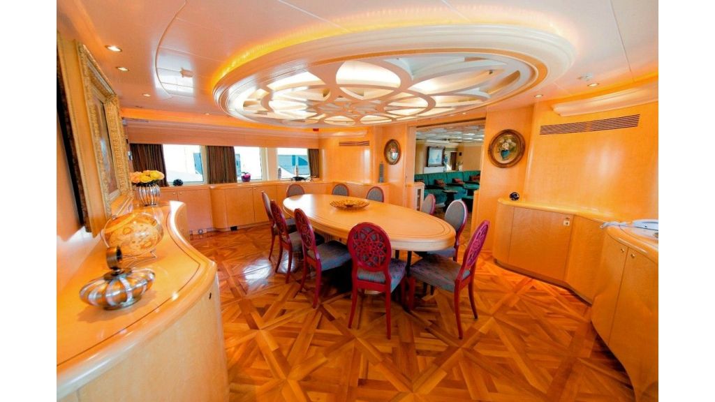 Motor Yacht Aktobe Dinning Room