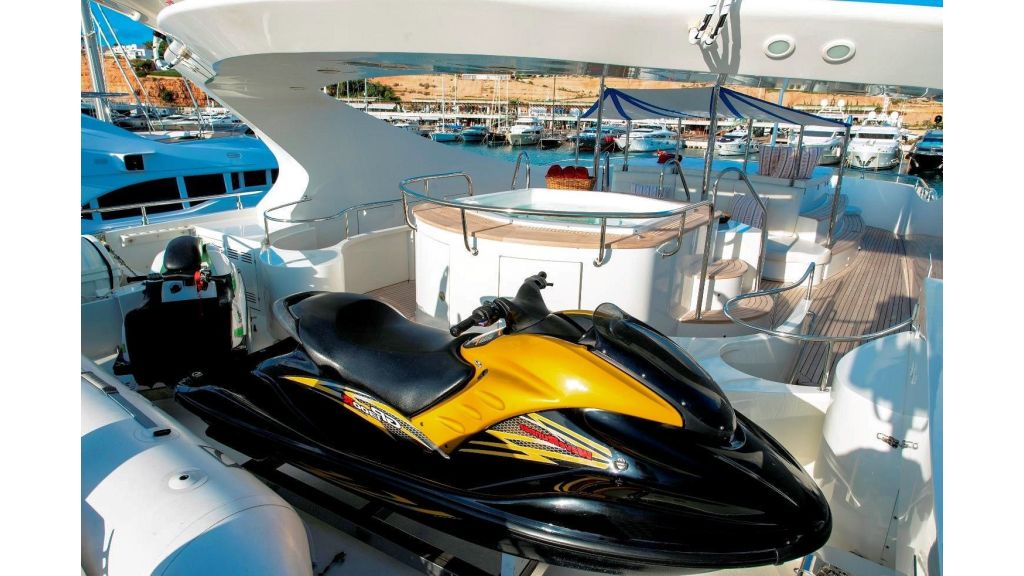Motor Yacht Aktobe Sea Toys
