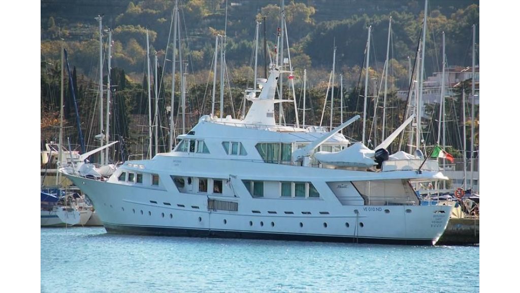 Motor Yacht Intuition Lady (37)