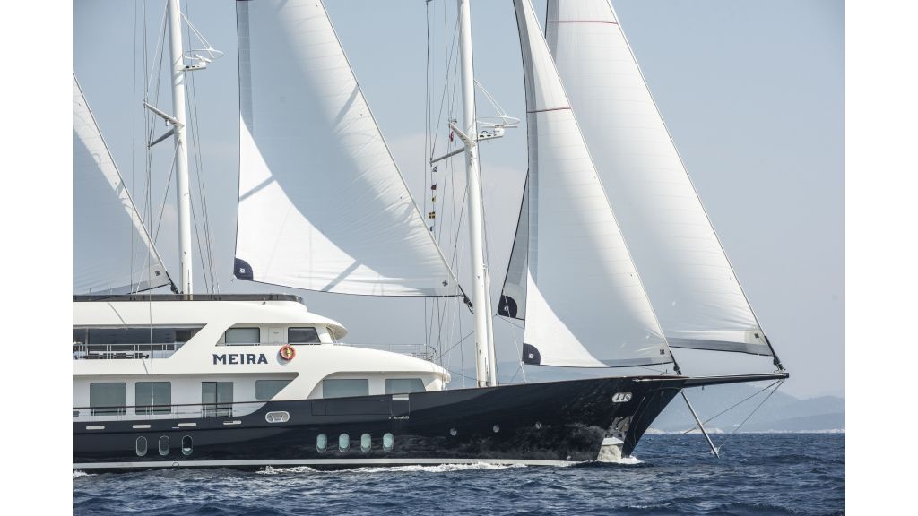 Meira Luxury Yacht (3)