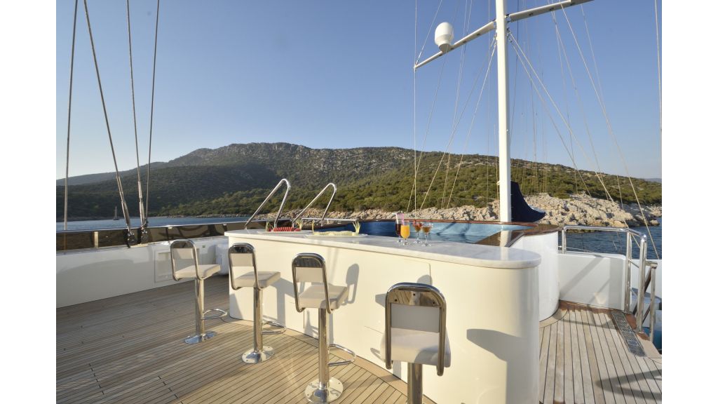 Meira Luxury Yacht (32)