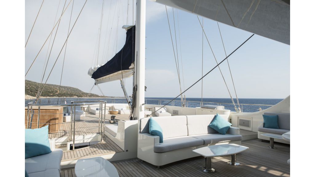Meira Luxury Yacht (5)