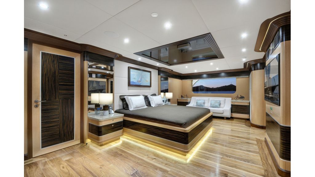 Meira Luxury Yacht (52)
