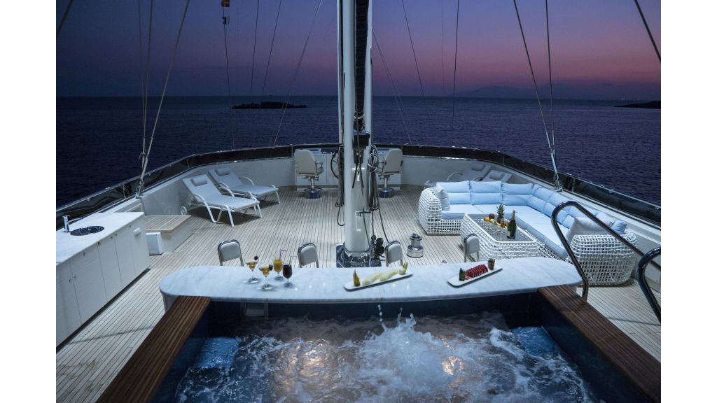 Meira Luxury Yacht (54)