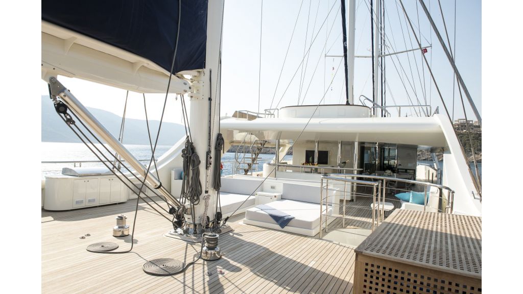 Meira Luxury Yacht (7)