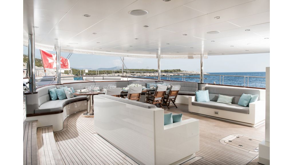 Meira Luxury Yacht master..