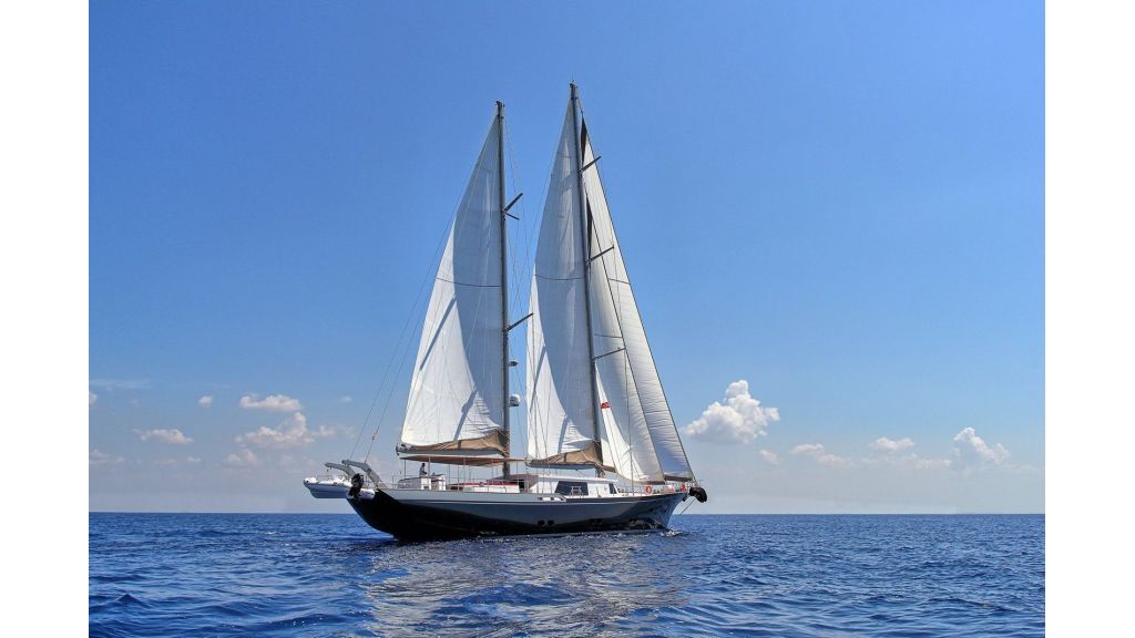 Steel Aluminium Sailing Yacht (7)