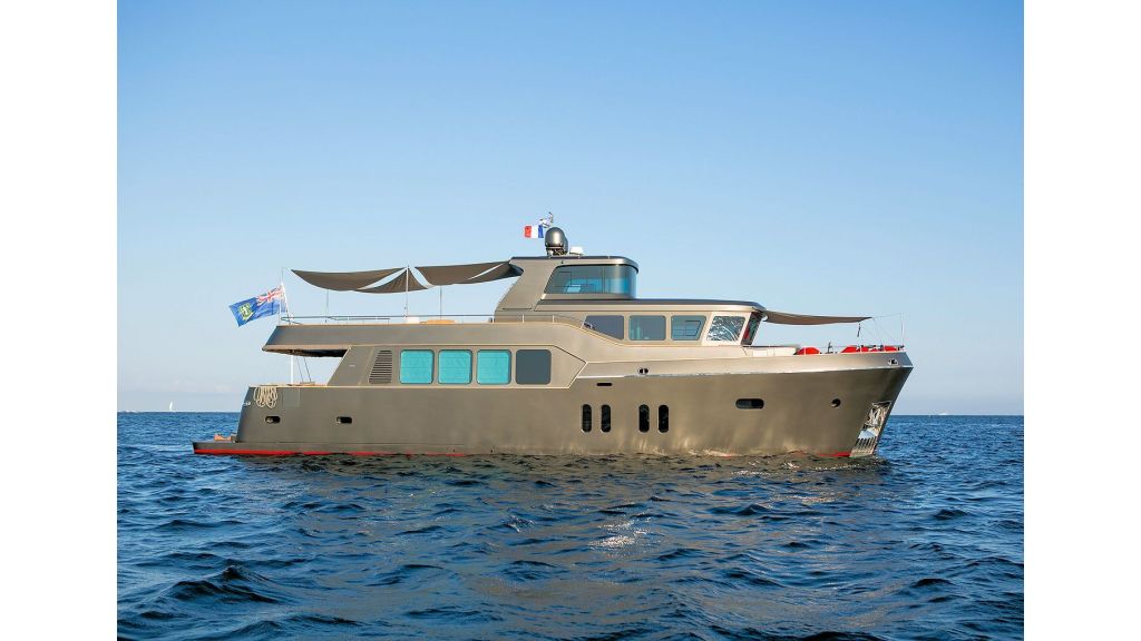 Trawler Style Motor Yacht (5)