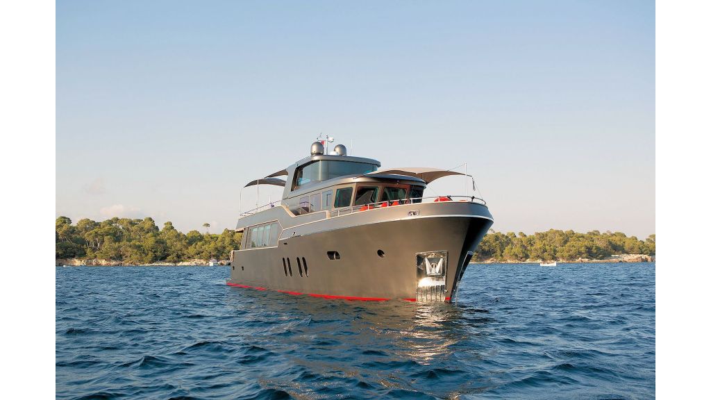 Trawler Style Motor Yacht (8) - master