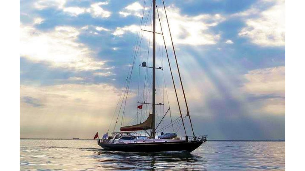 Performance Sailing Yacht (6)