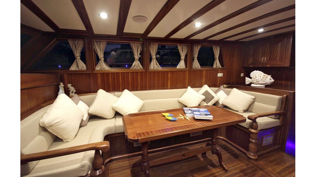 Five Cabins Transom Gulet