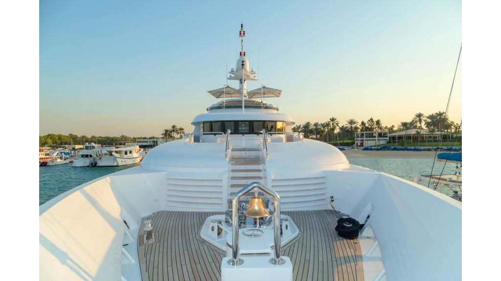 Motor Yacht Sensation Outer (18)