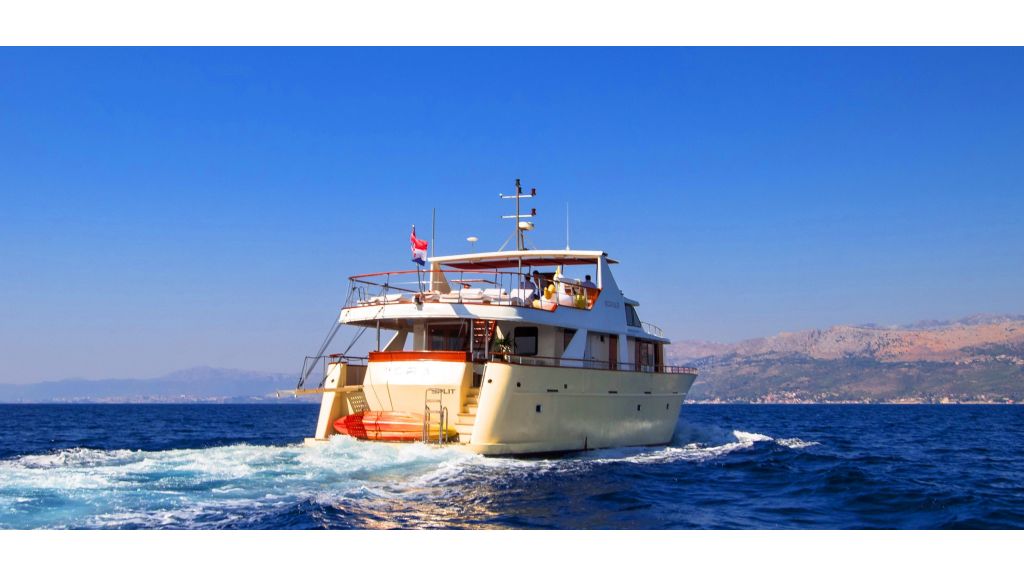 Korab Motoryacht Charter Croatia (5)