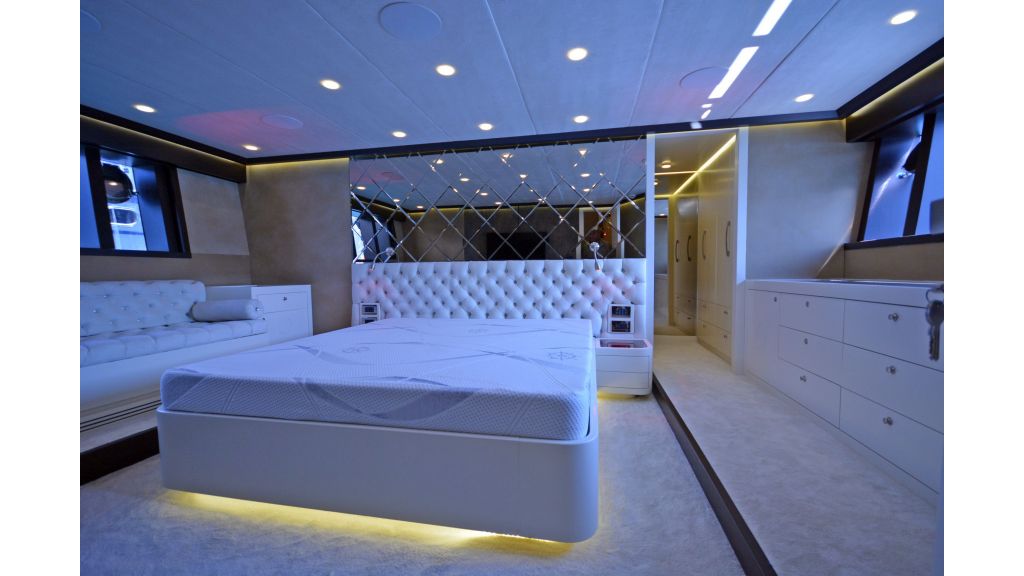 Richa 82 Motor Yacht (20)