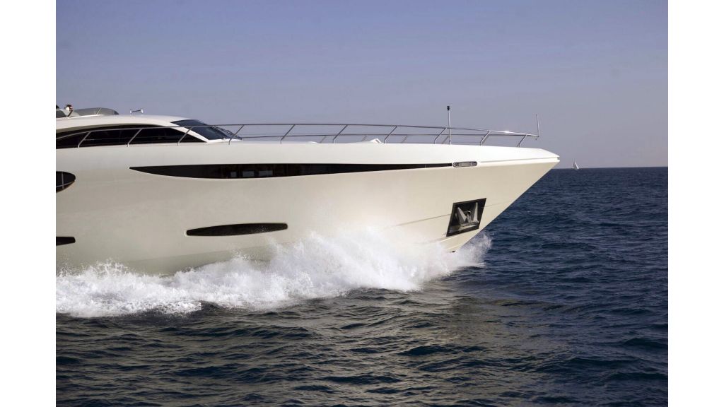 35m Custom Motoryacht (22)