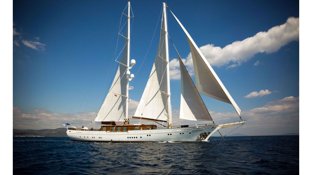 Zanziba luxuey sailing yacht (14)