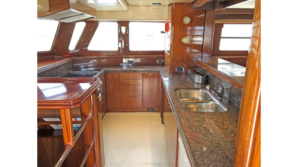 Vitters 100 Motor Yacht (16)