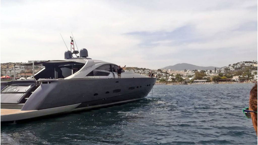 Pershing 88 For Charter (3)