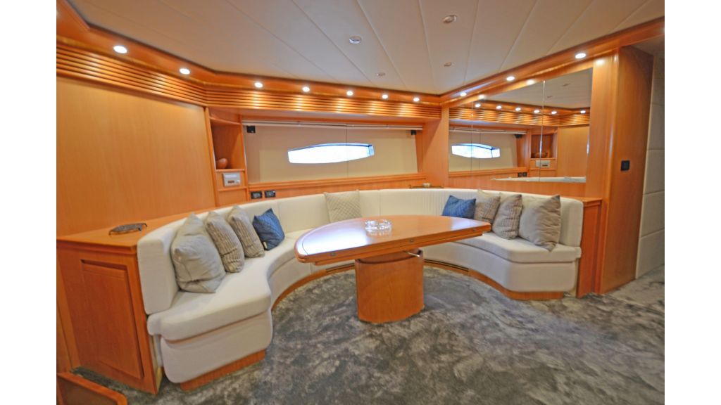 Pershing 88 For Sale (8)