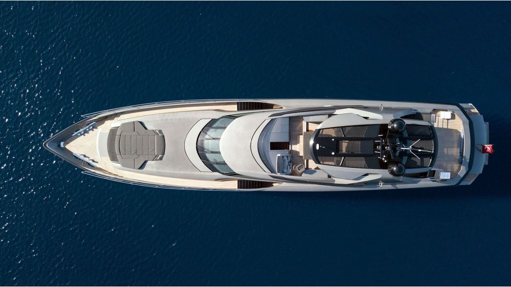 FX Motor Yacht (29)