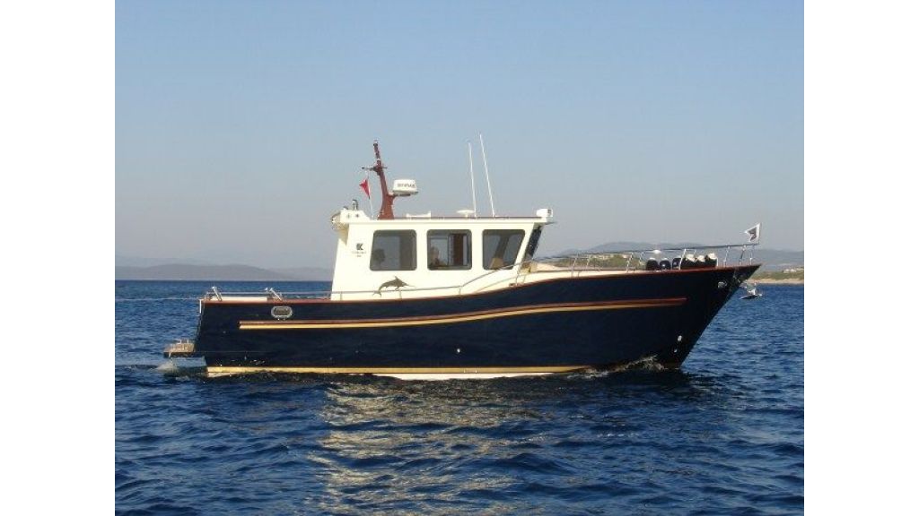 Epoxy Laminated 10,5 meter Trawler 8