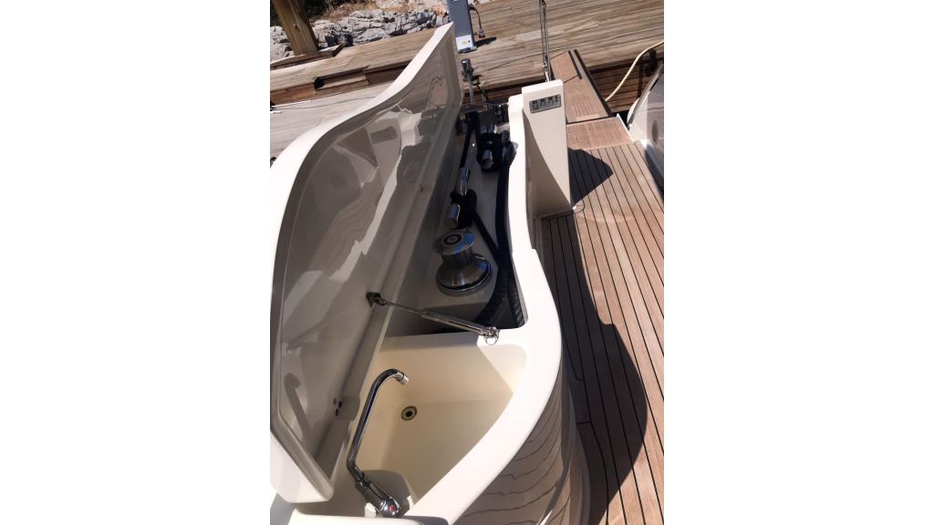 Ferretti 881 For Sale (12)