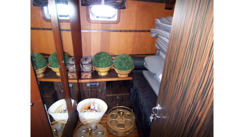 Quality Sailing Yacht (16)