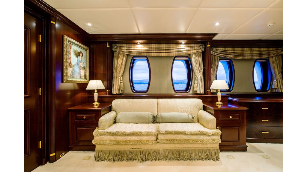 Mustique Luxury Motor Yacht (219)