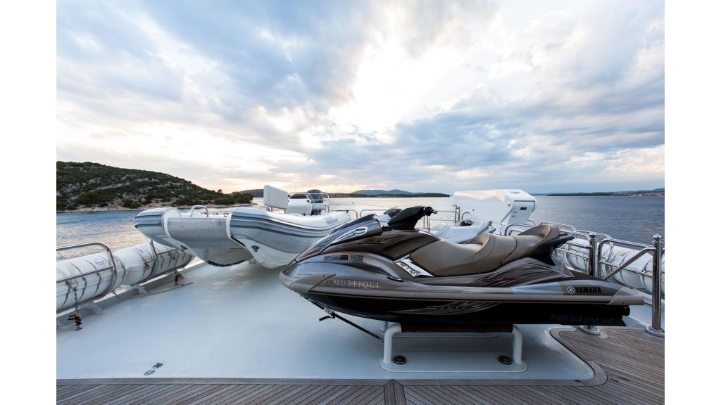 Mustique Luxury Motor Yacht (233)