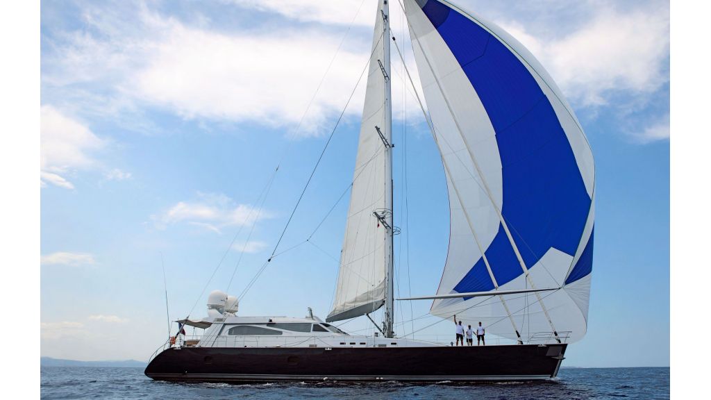 Luxury-Sailing-Yacht-for-Sale (1)