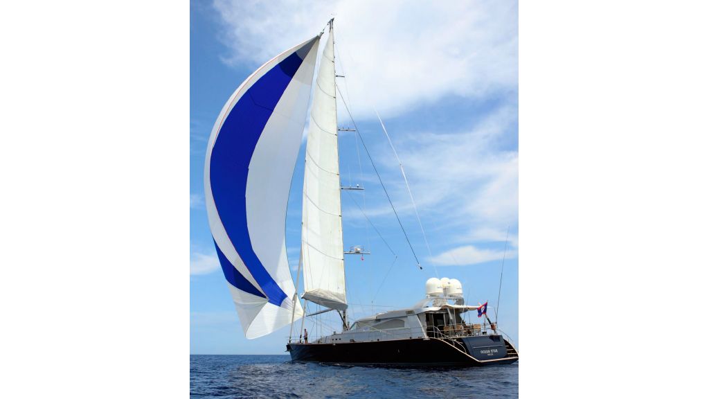 Luxury-Sailing-Yacht-for-Sale (2)