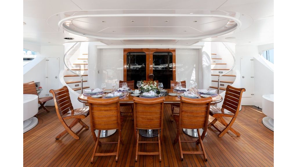 Luxury motor yacht Il Sole (51)