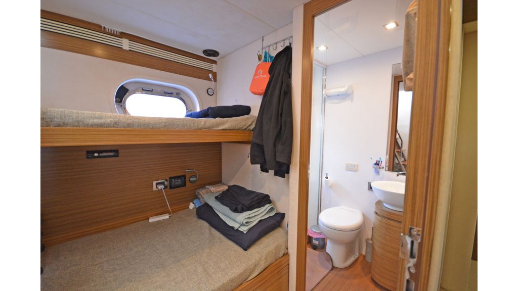 Luxury Trawler (44)