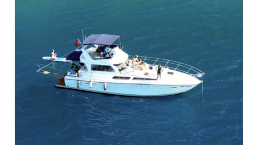 Omega Motor Yacht