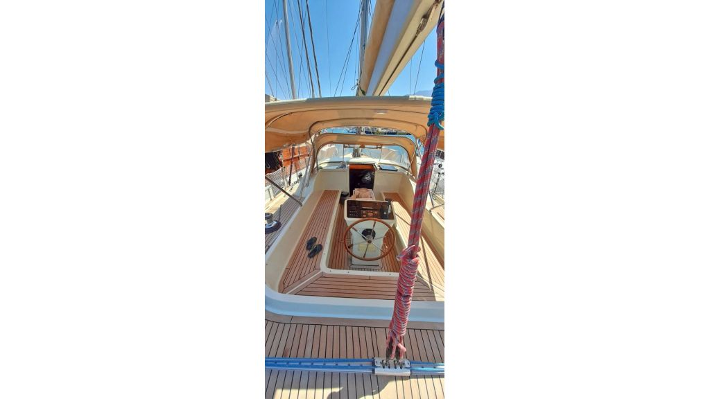 Luxury 2 Cabins Sailing Yacht (14)