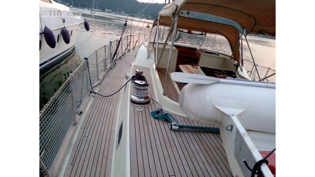 Luxury 2 Cabins Sailing Yacht (4)