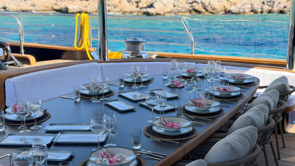 50m Steel Sailing Yacht (528)