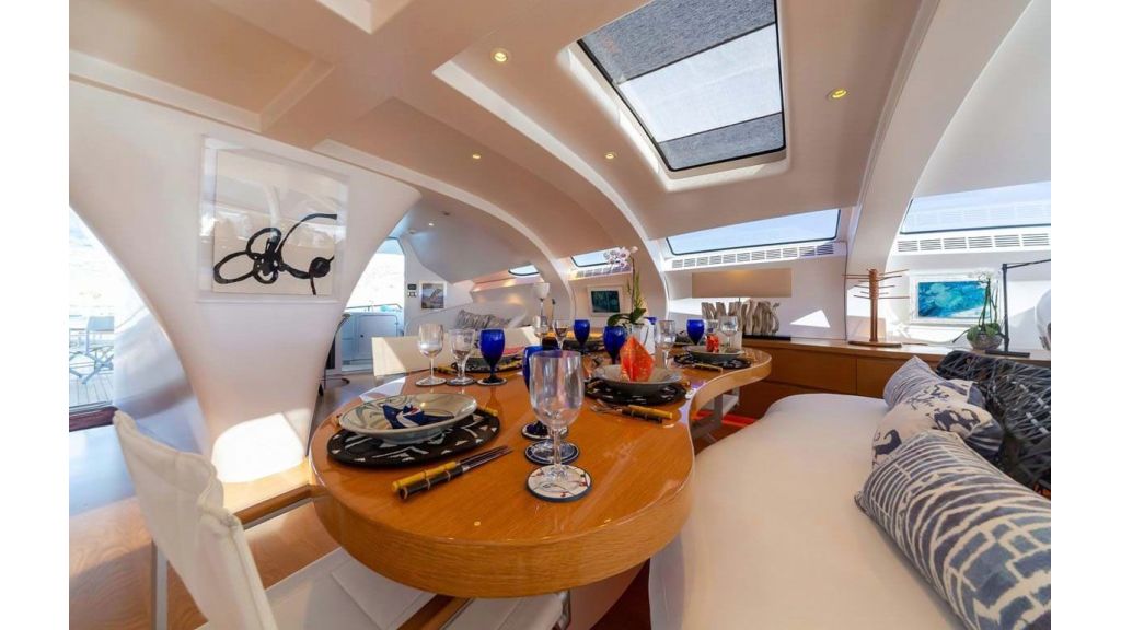 Adastra Luxury Motor Yacht (23)