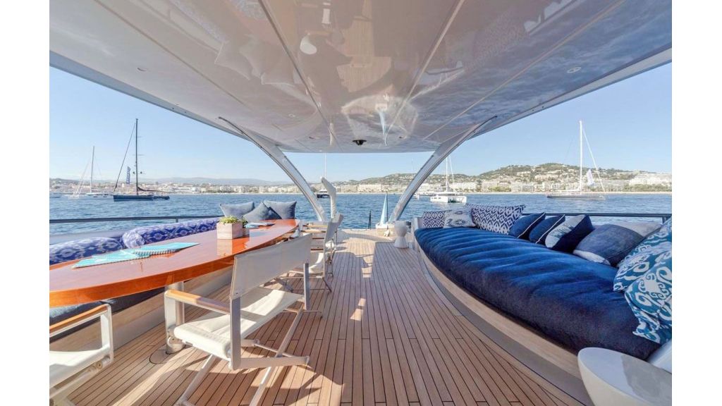 Adastra Luxury Motor Yacht (32)