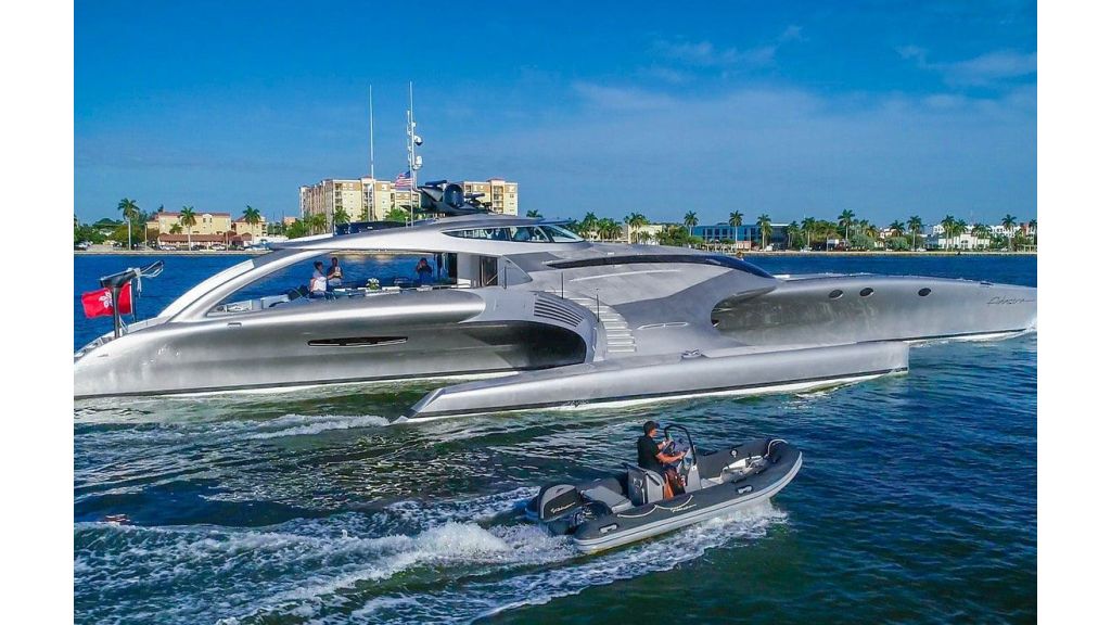 Adastra Luxury Motor Yacht (6)
