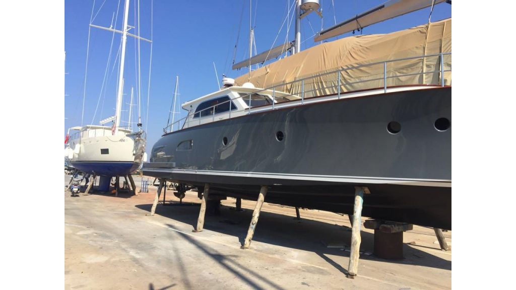 Custom Built Luxury 48 feet Lobster (8)