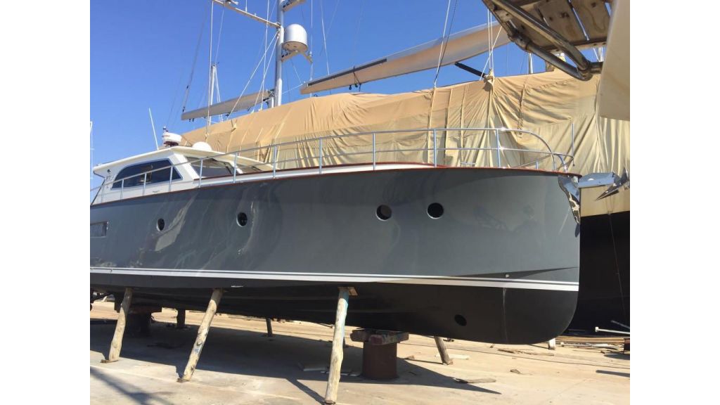 Custom Built Luxury 48 feet Lobster (9)