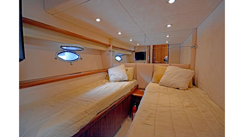 Sunseeker Manhattan 60 For Sale (2)