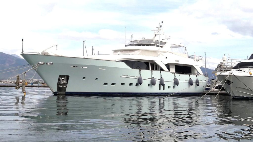 33 m Benetti Sail Division (3)