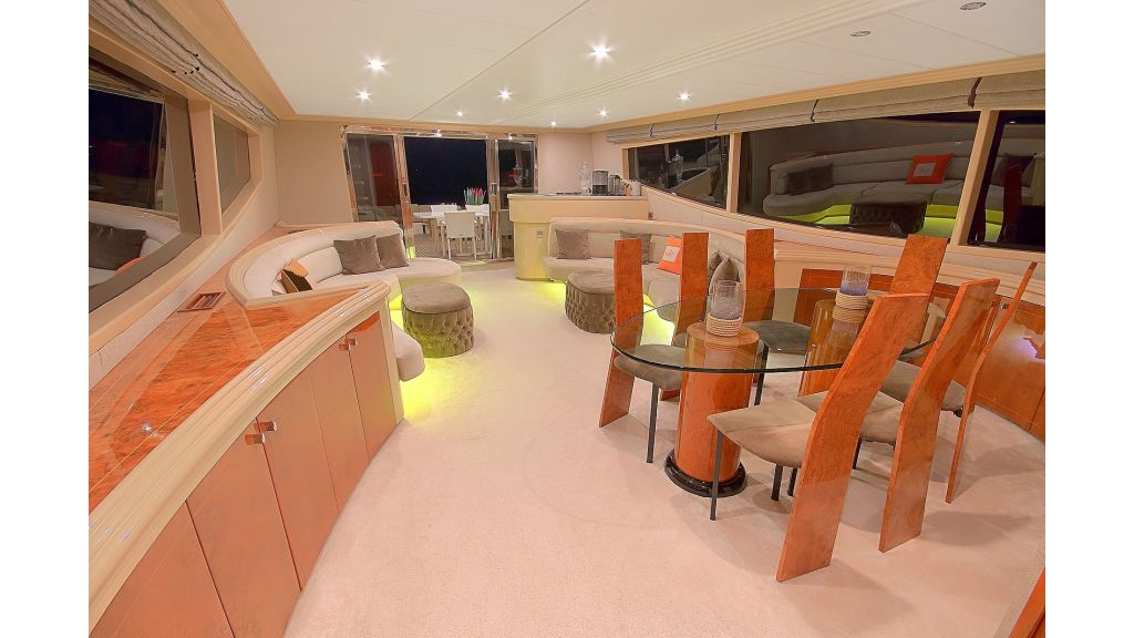 Blanco Luxury Motor Yacht (49)