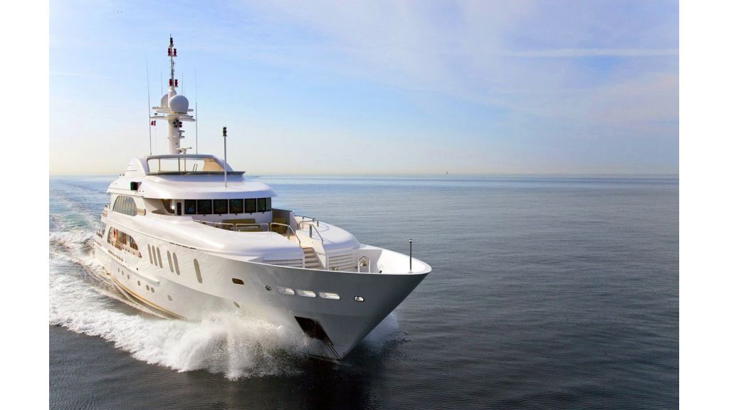 Luxury 50m Aluminum Yacht (2)